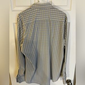 Mizzen+Main casual button down Leeward standard fit